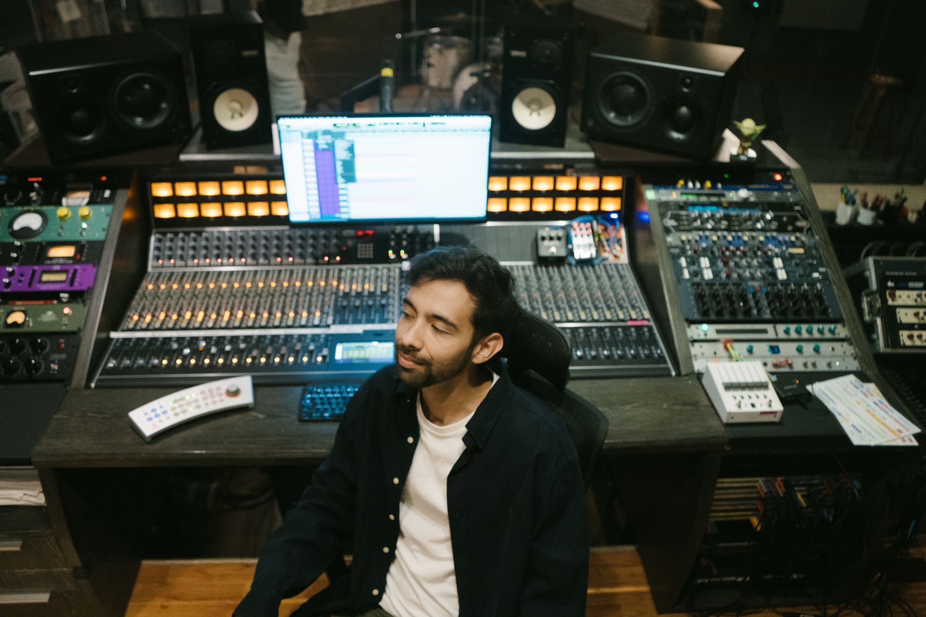 Ramalejo at the console